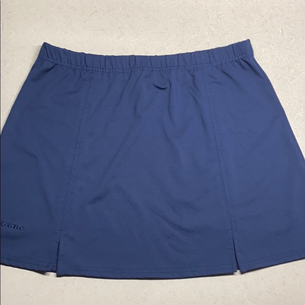 Cross court tennis skirt